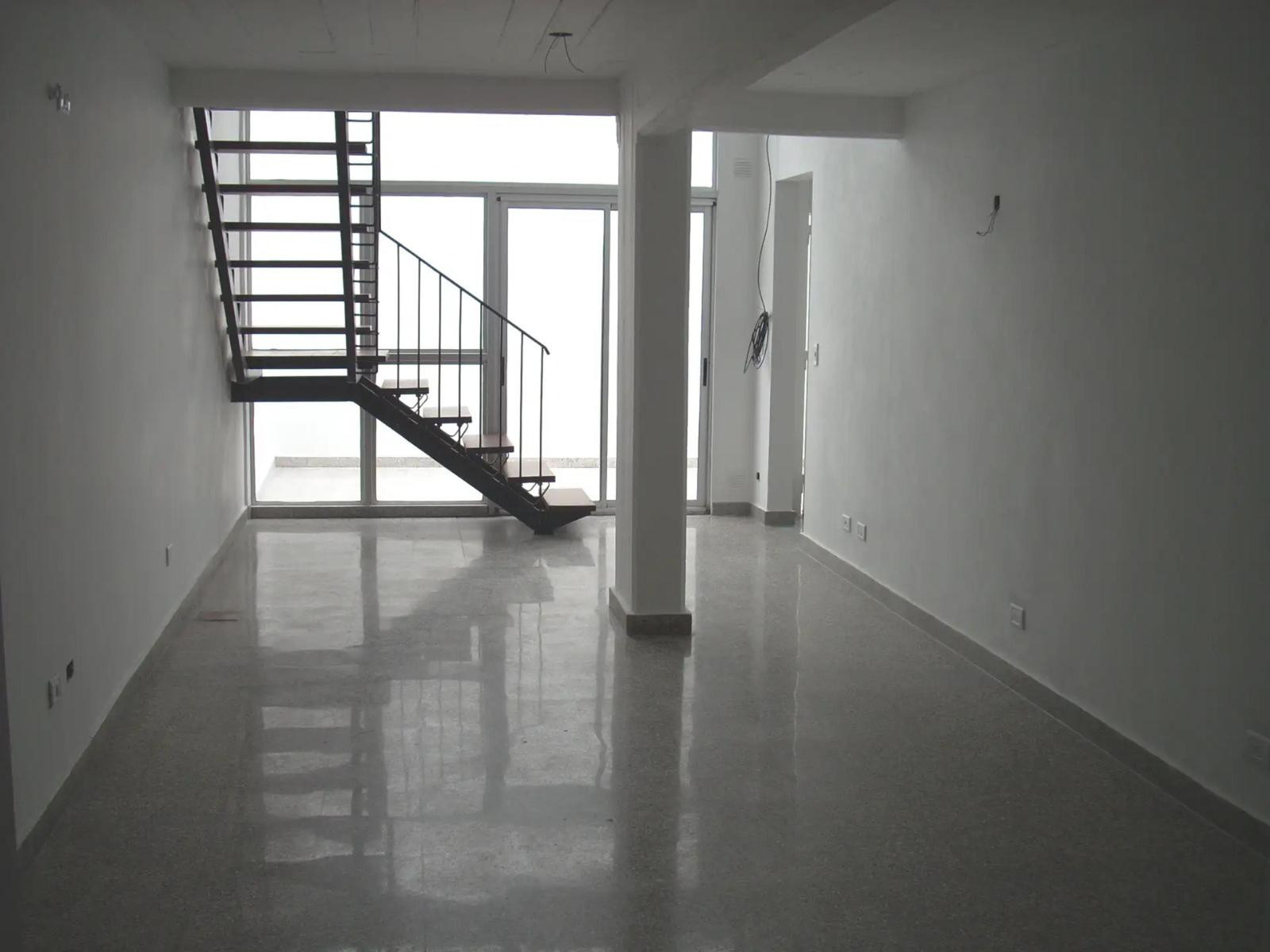 Apartamento de um dormitório no térreo em San Telmo