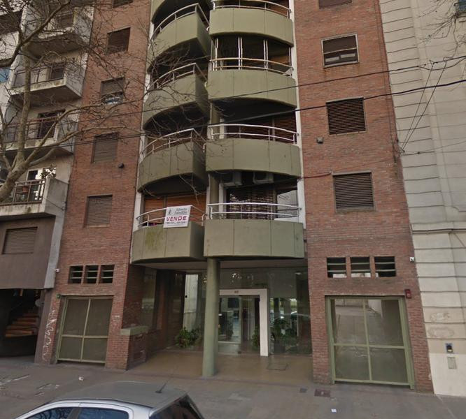 Apartamento de 2 quartos na frente, com vista para Plaza Moreno