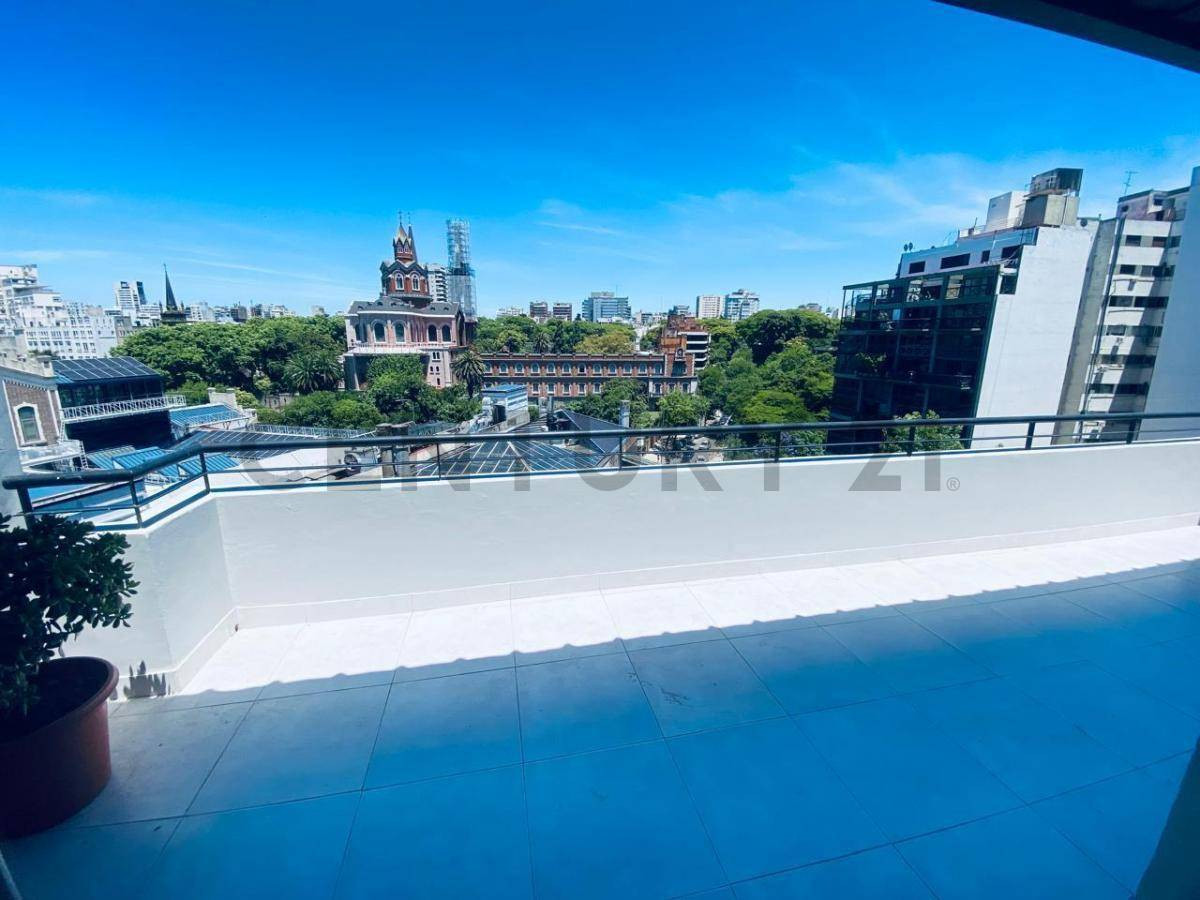 Apartamento de 1 quarto com varanda e área de churrasco em Palermo