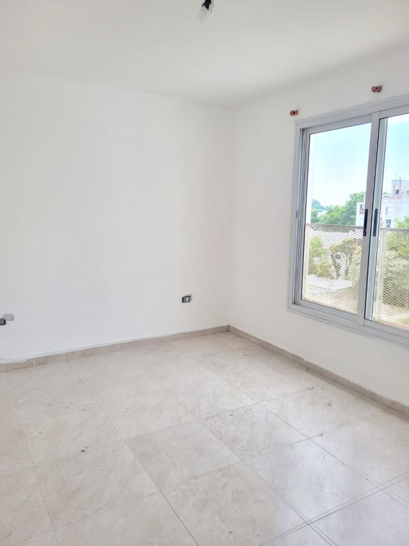 Apartamento de 2 dormitórios em La Plata