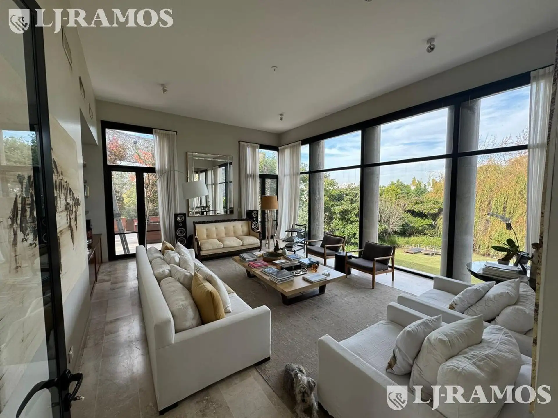 Four-bedroom house in Nordelta, Tigre