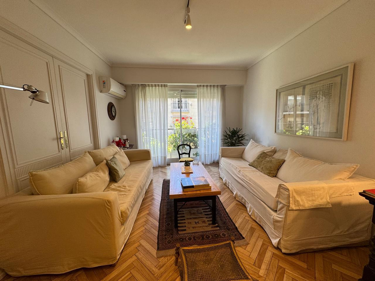 Departamento amoblado de 3 ambientes con dependencia en Recoleta