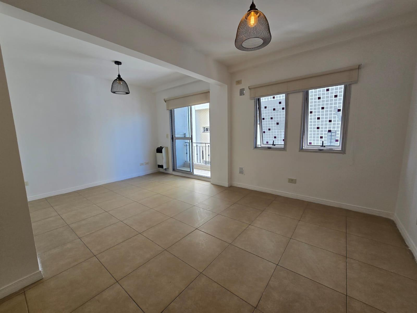 Departamento de 1 ambiente en Caseros, Tres de Febrero