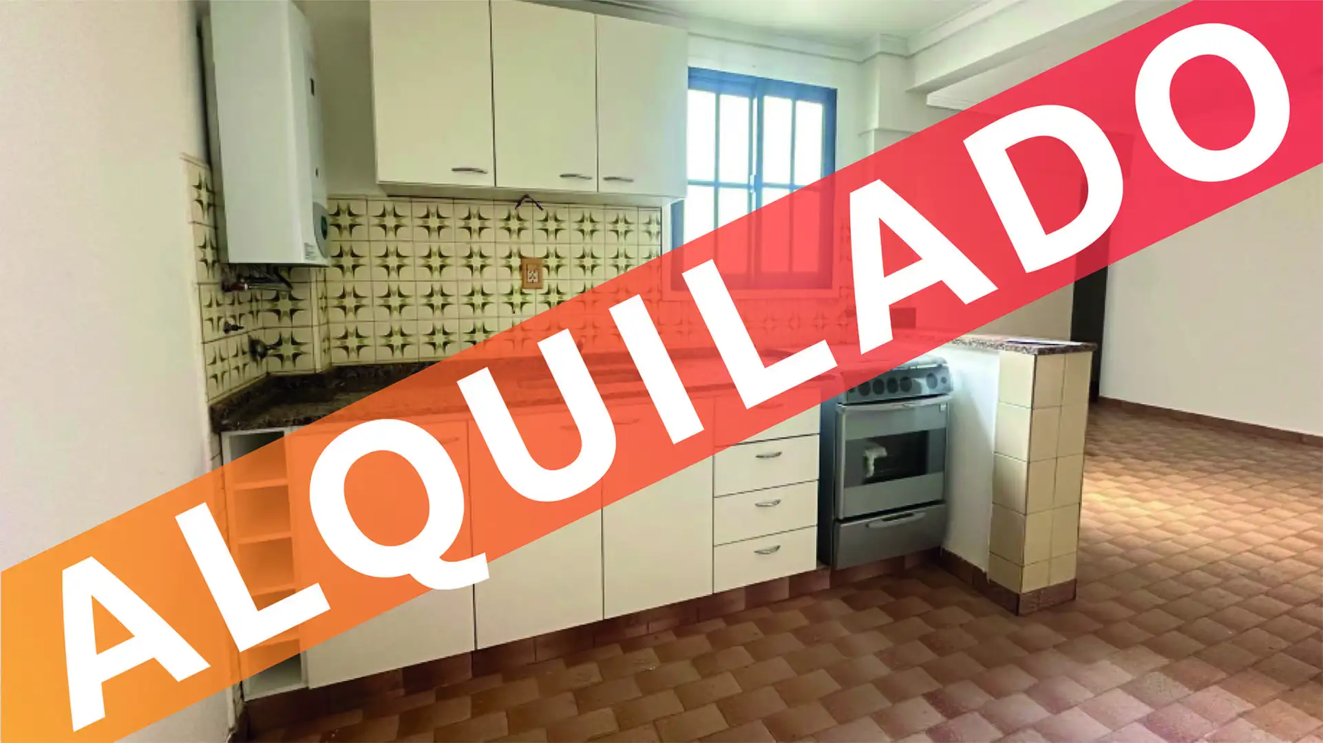 Apartamento de dois ambientes em térreo em Valentín Alsina, Lanús