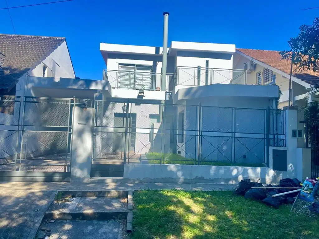 Casa en Alquiler en Castelar Norte, Castelar