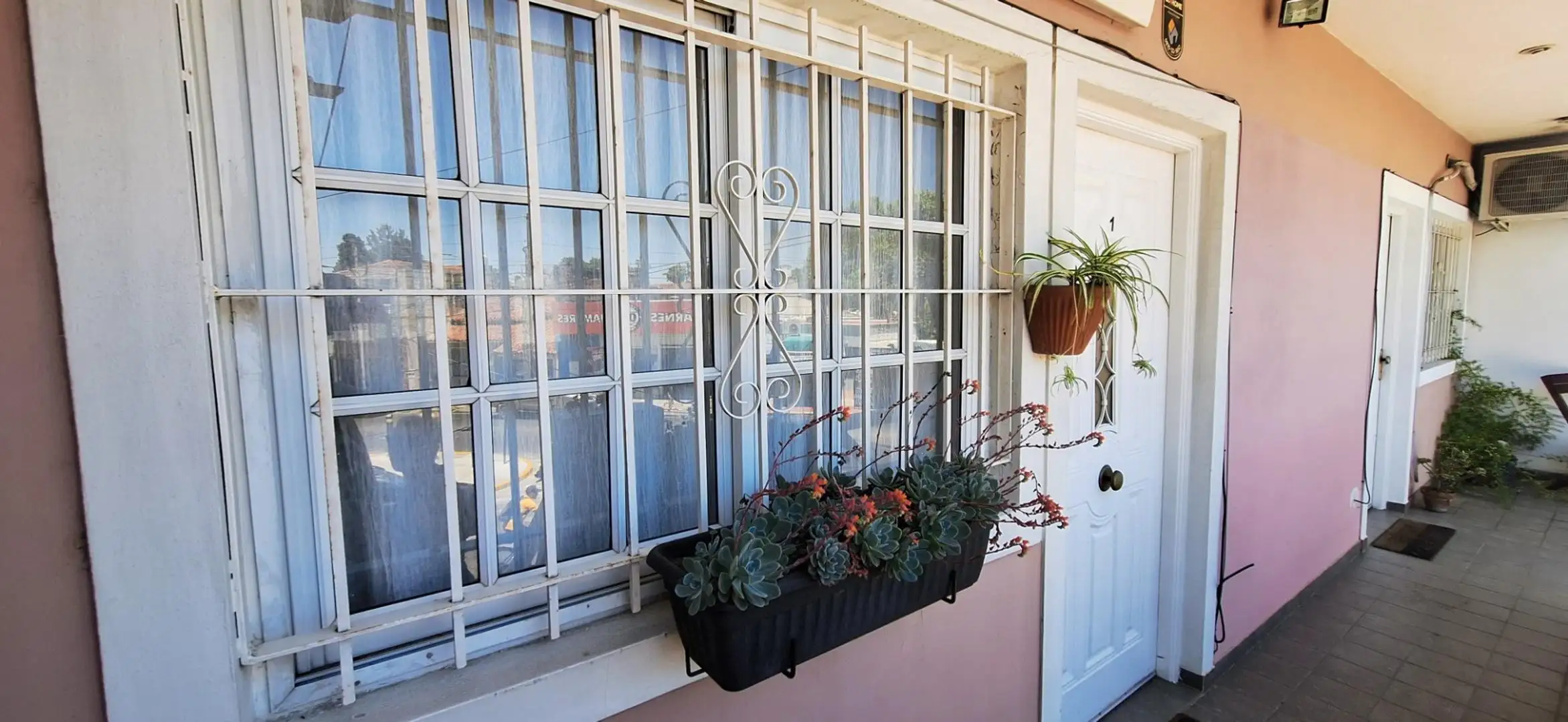 Furnished two-bedroom PH with patio in Lomas de Zamora
