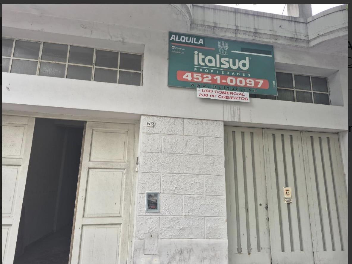 Casa en alquiler de 4 dormitorios en Villa Urquiza