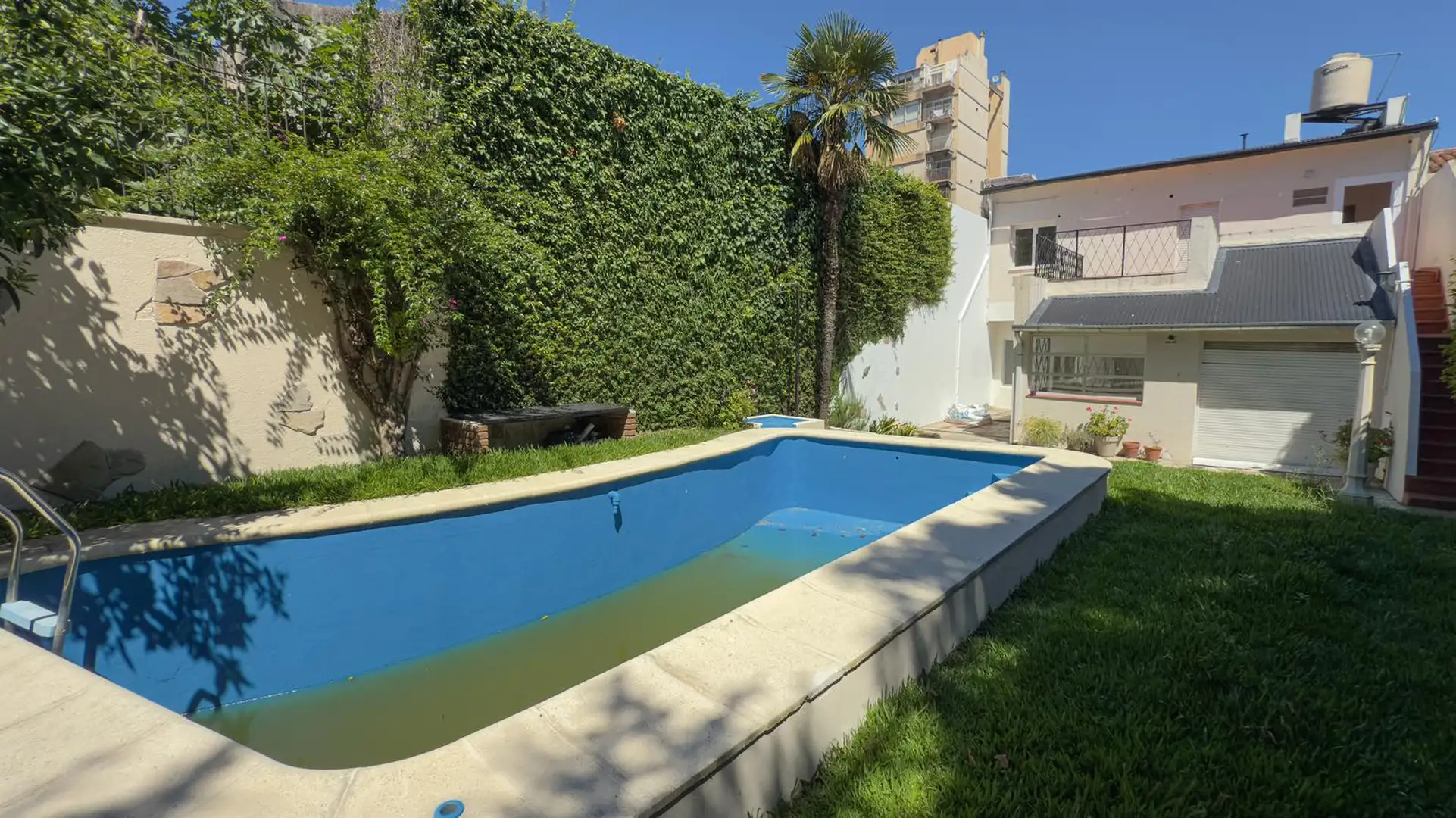 Дом с 5 спальнями, бассейном и садом в Vicente López