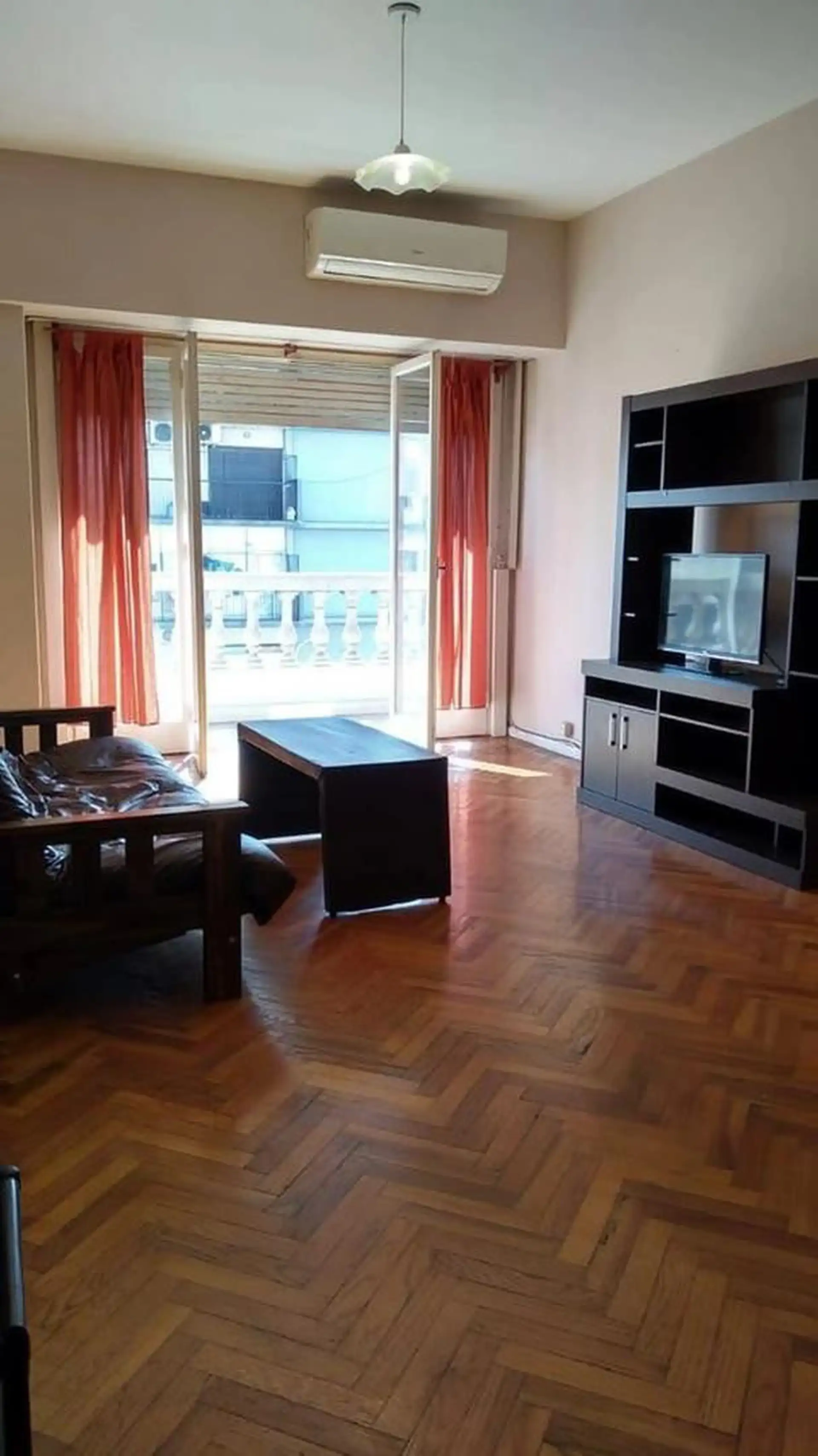 Apartamento mobiliado de 2 dormitórios em Balvanera