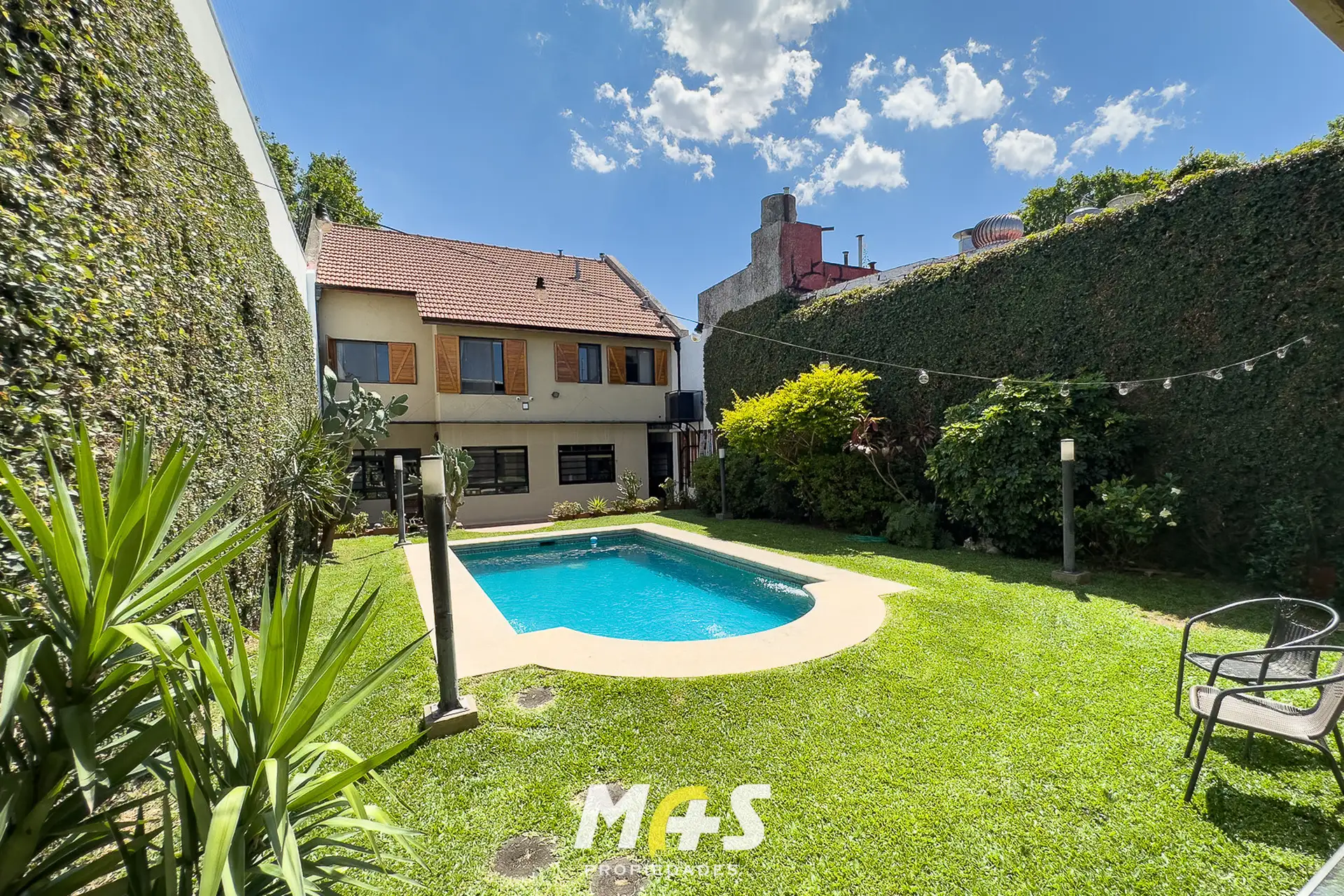 Casa de 4 dormitorios en Agronomía