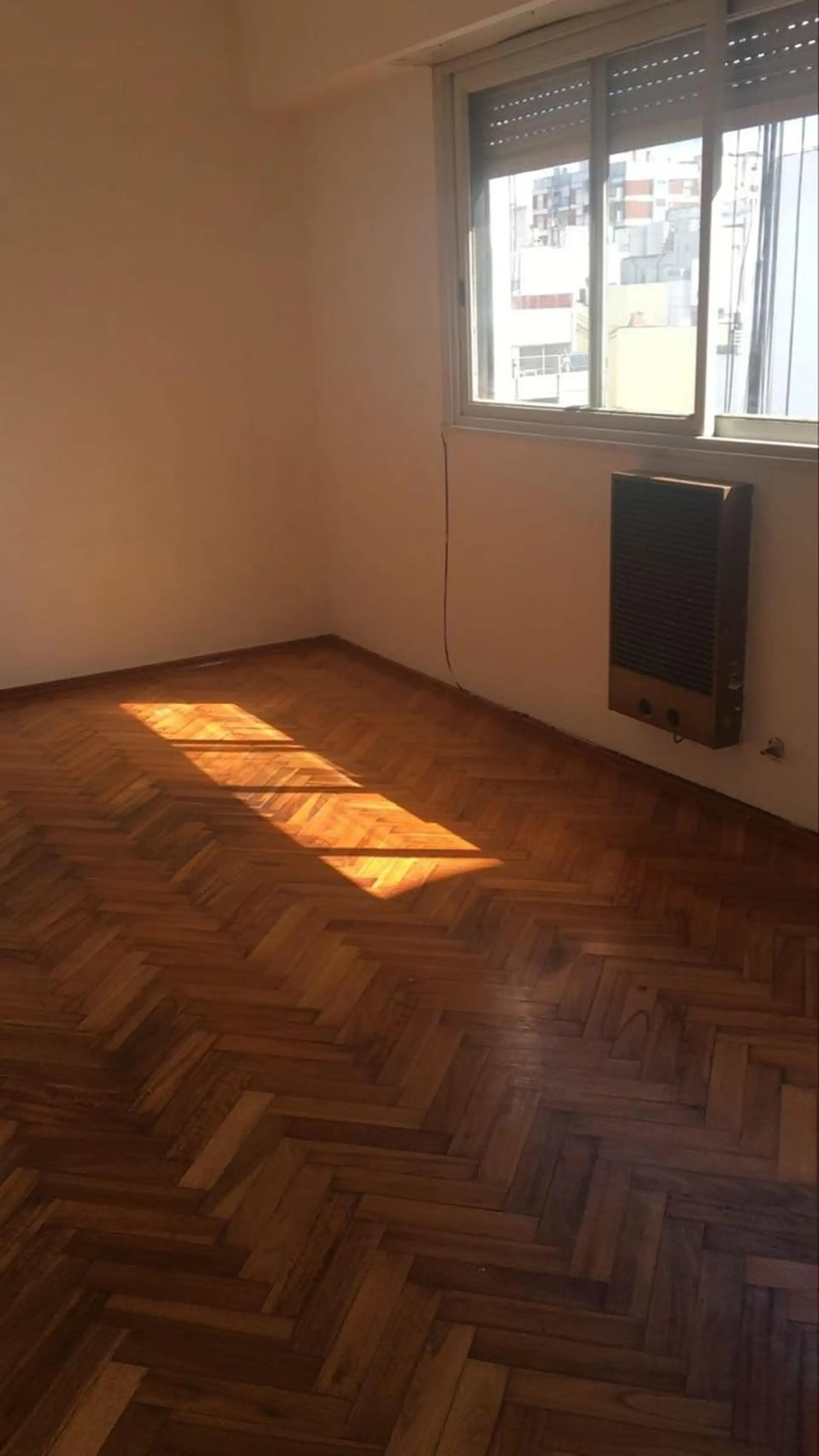 Квартира-студия в Almagro с окнами на юг