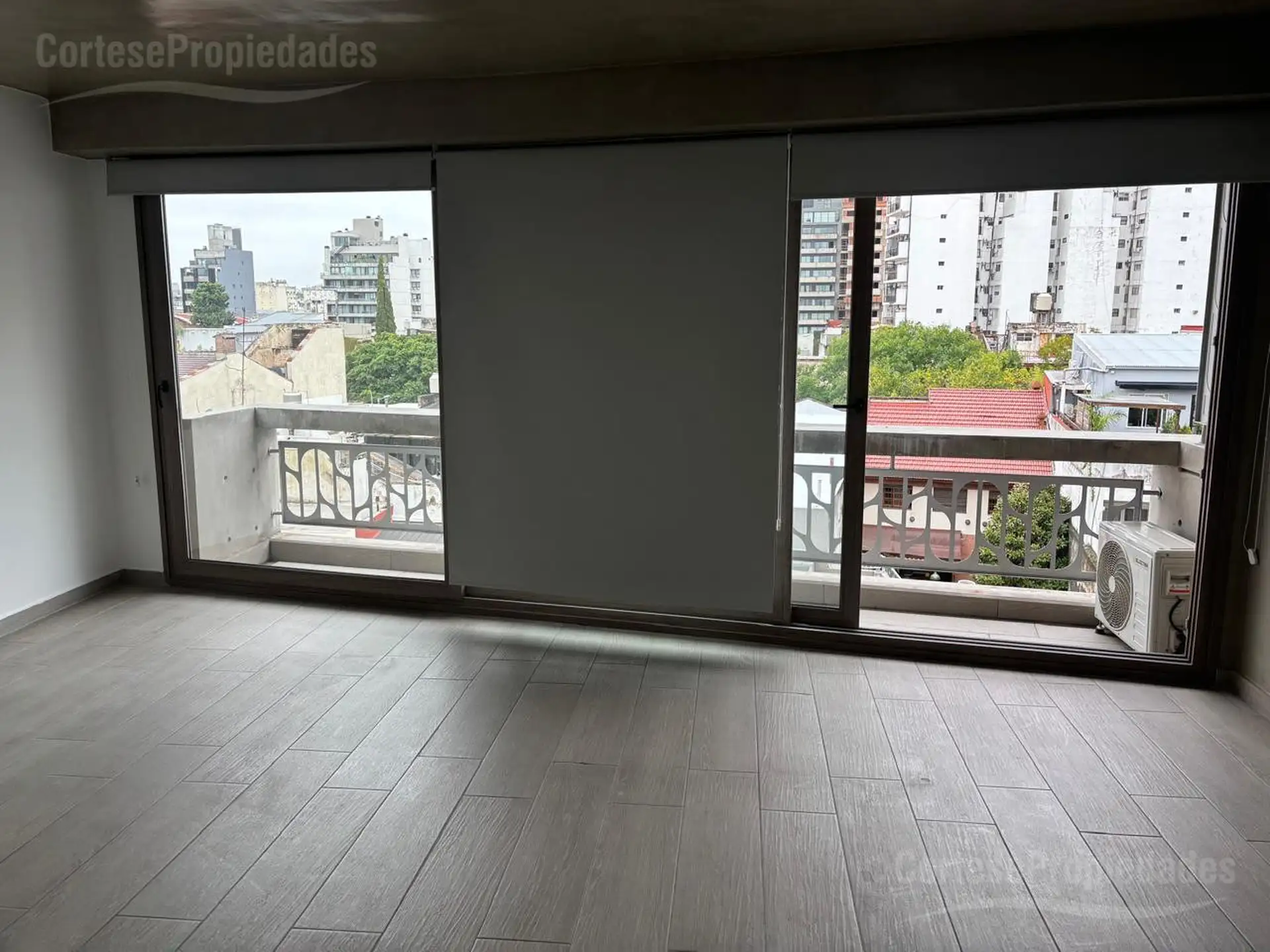 Monoambiente en alquiler con balcón en Palermo