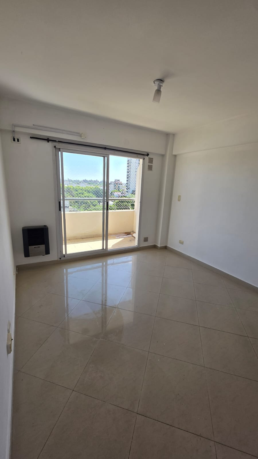 Квартира с двумя комнатами на улице с балконом в Villa Devoto