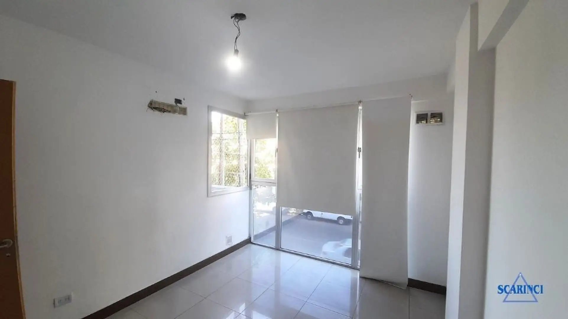 Профессиональная квартира с двумя комнатами и балконом в Villa Saenz Peña