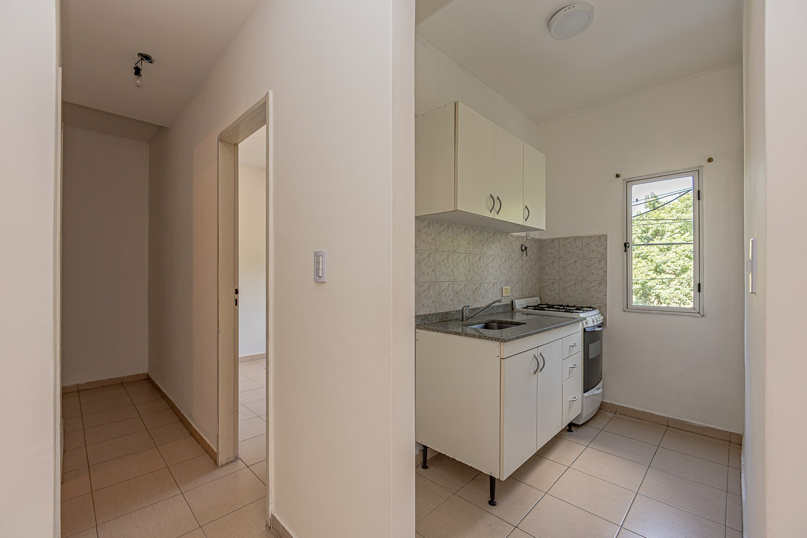 Apartamento de 2 ambientes com 1 quarto em Liniers