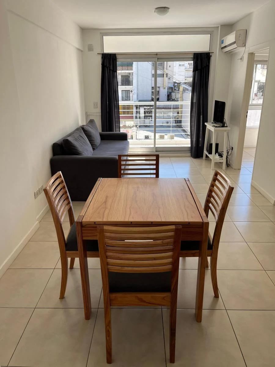 Apartamento de 2 ambientes mobiliado em Balvanera