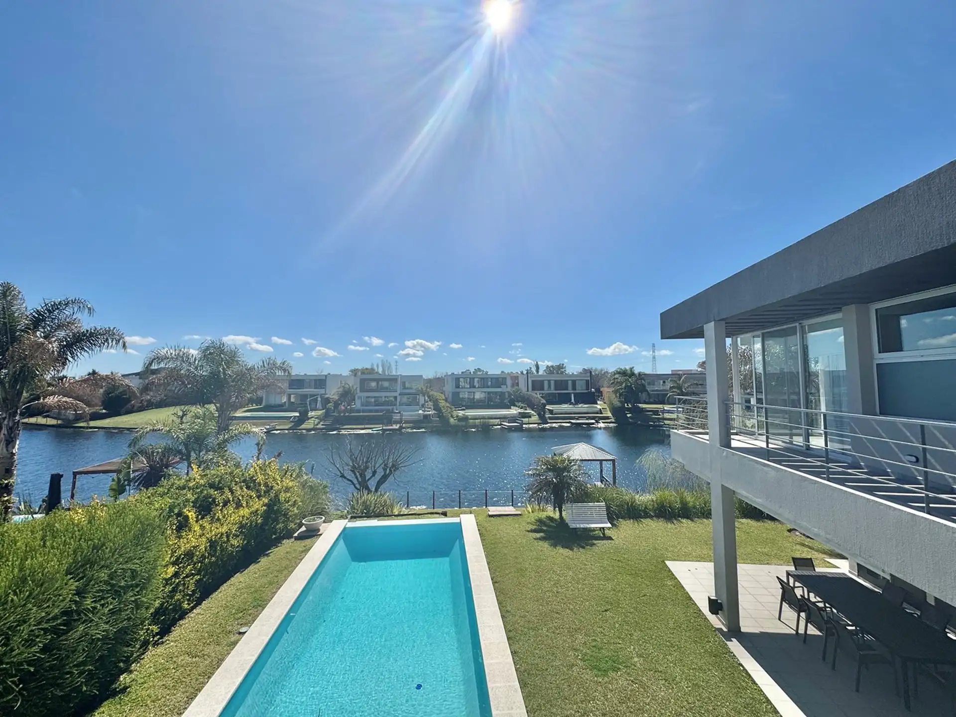 Furnished four-bedroom house in Nordelta Los Lagos, Tigre