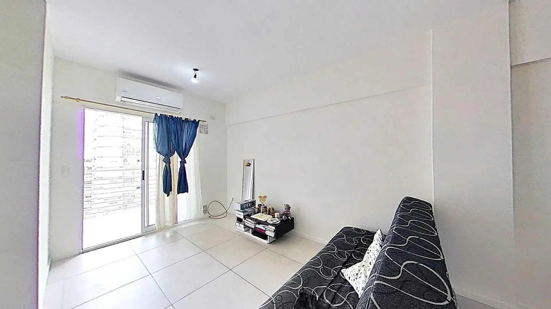 Departamento de 2 ambientes con balcón en Flores