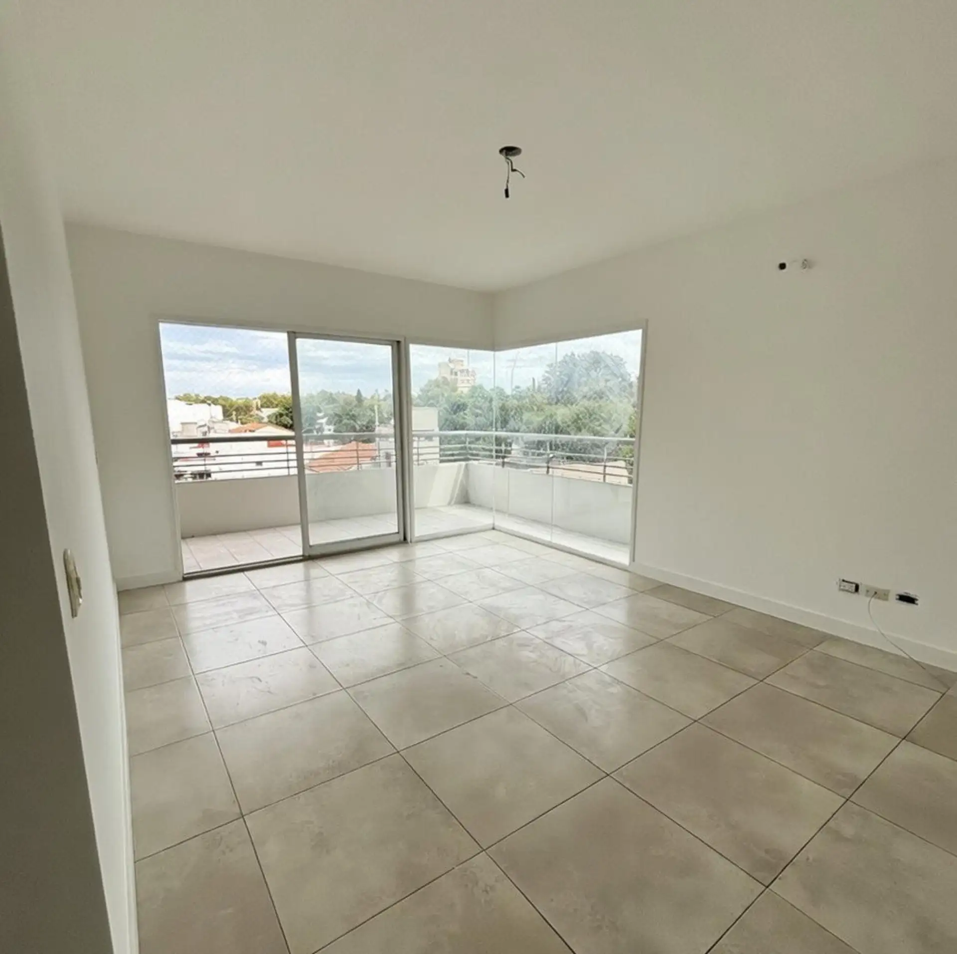 Departamento de 2 ambientes con balcón en Vicente López