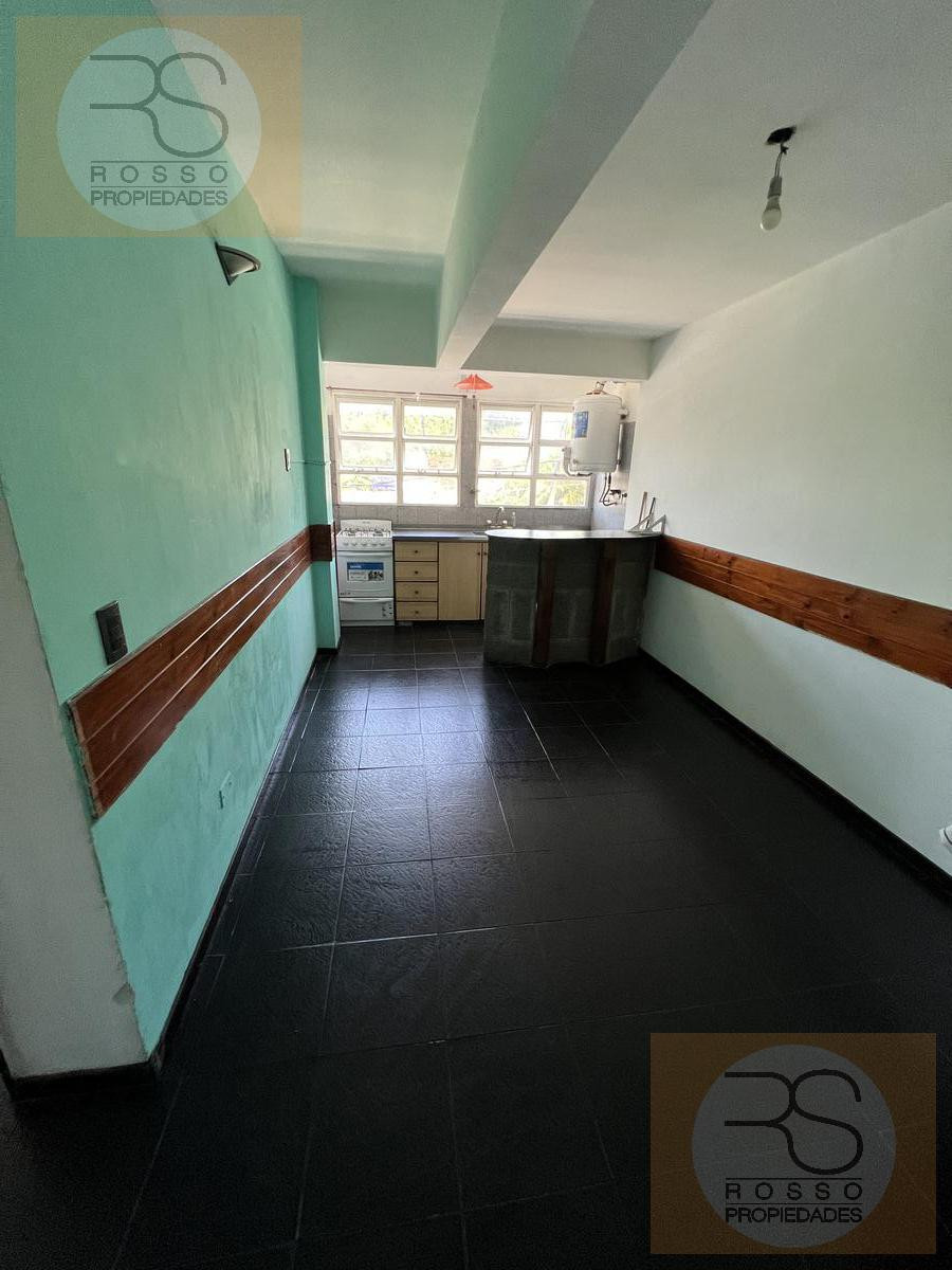 Departamento de 2 ambientes en Morón Centro