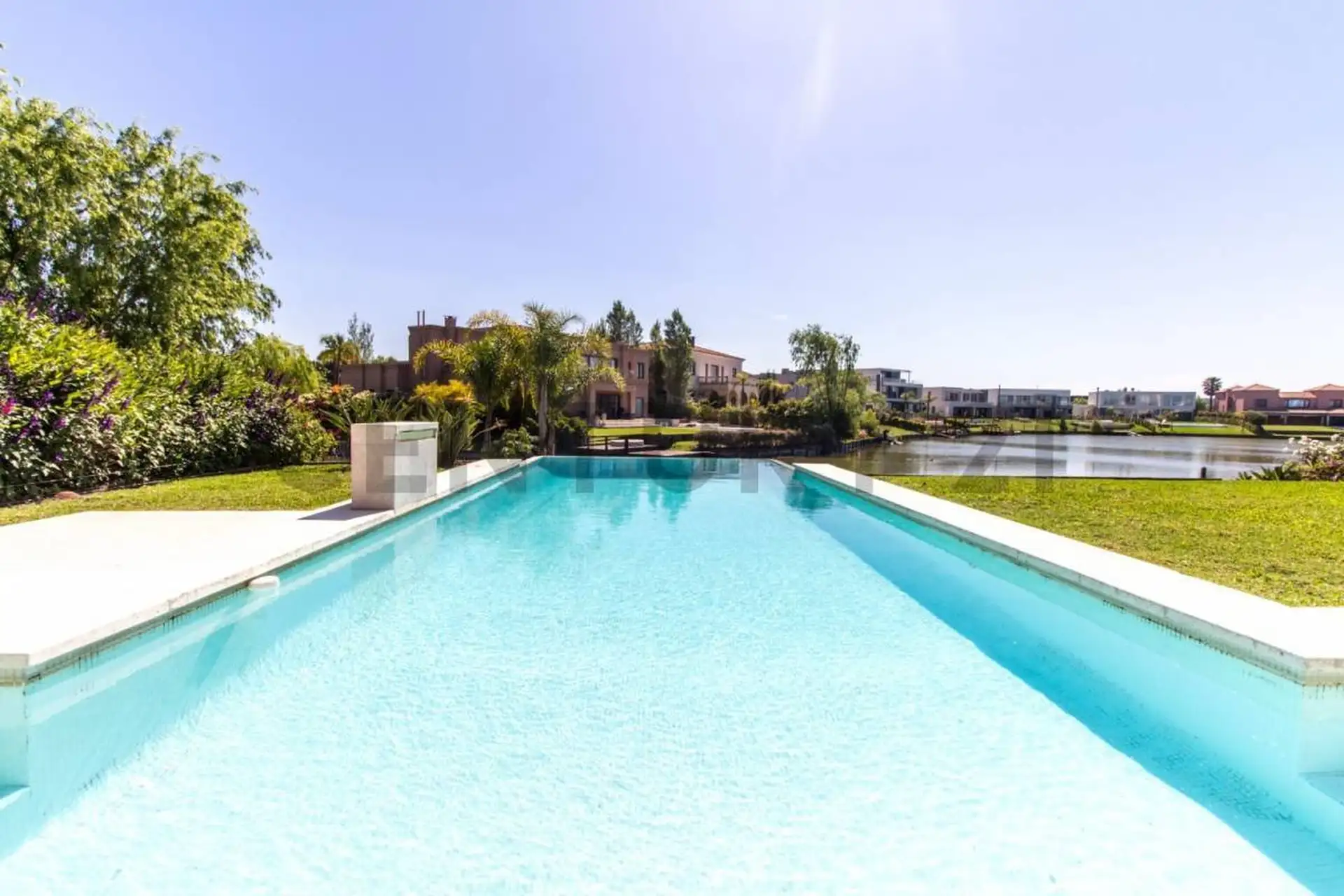 Four-bedroom house near Los Cabos del Lago in Nordelta (Tigre)