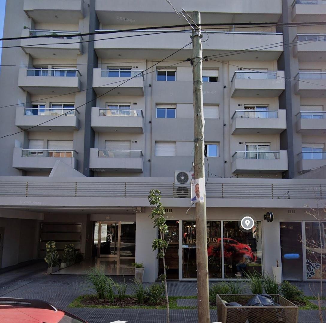 Departamento de 2 ambientes en Castelar, Morón
