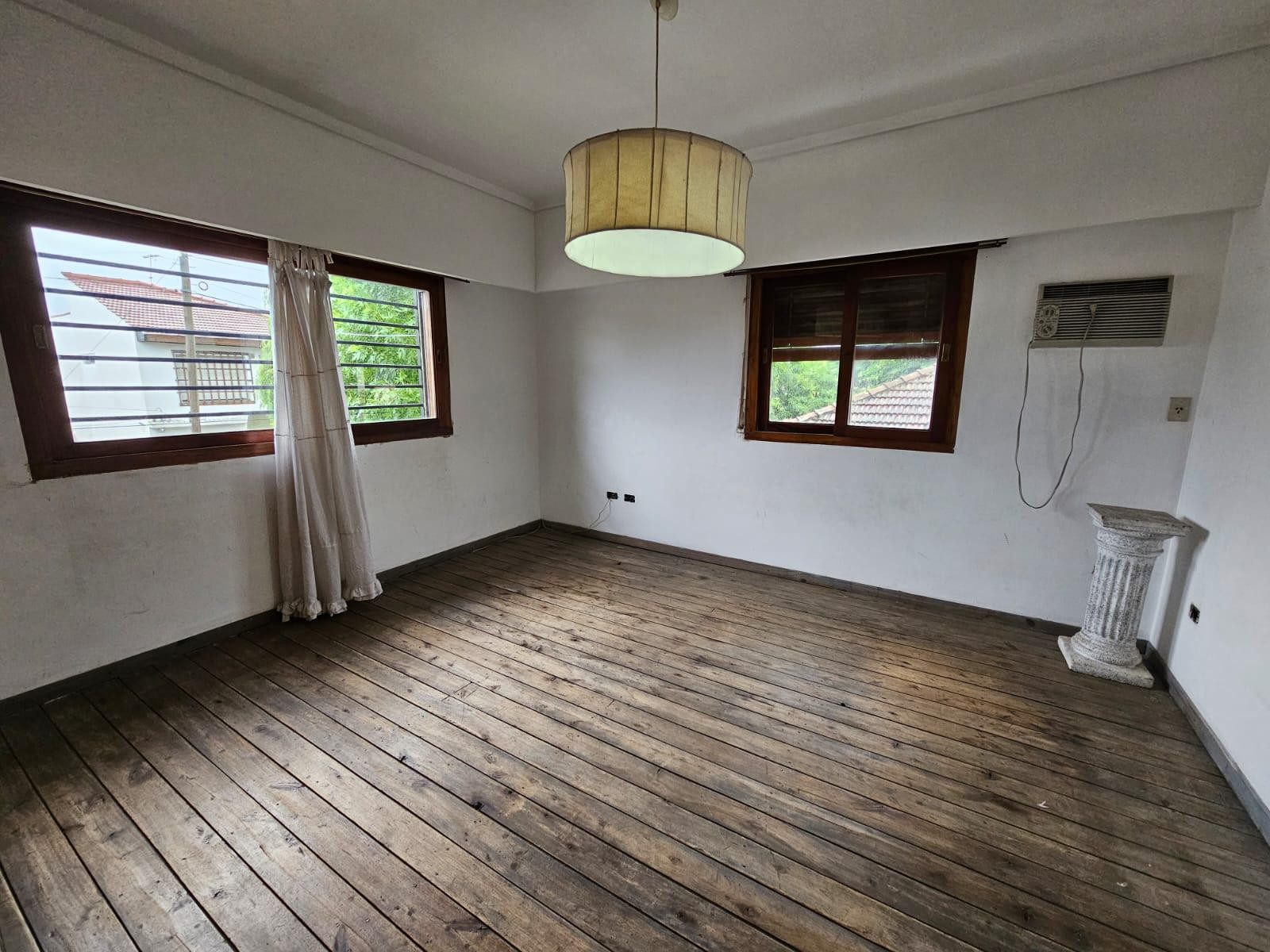 Apartamento de 3 ambientes com 2 quartos em Lomas de Zamora