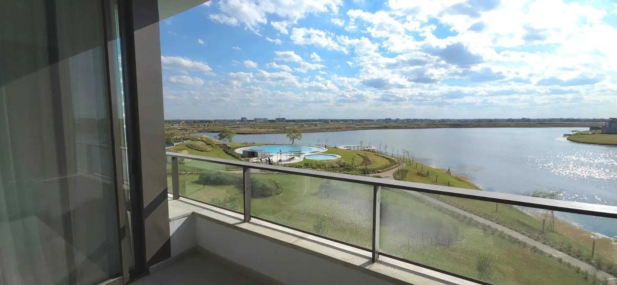 Brand new one-bedroom apartment in Nordelta
