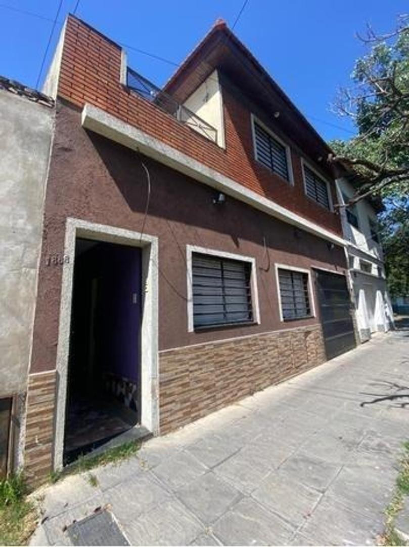 Apartamento com 2 dormitórios em Lomas de Zamora Oeste
