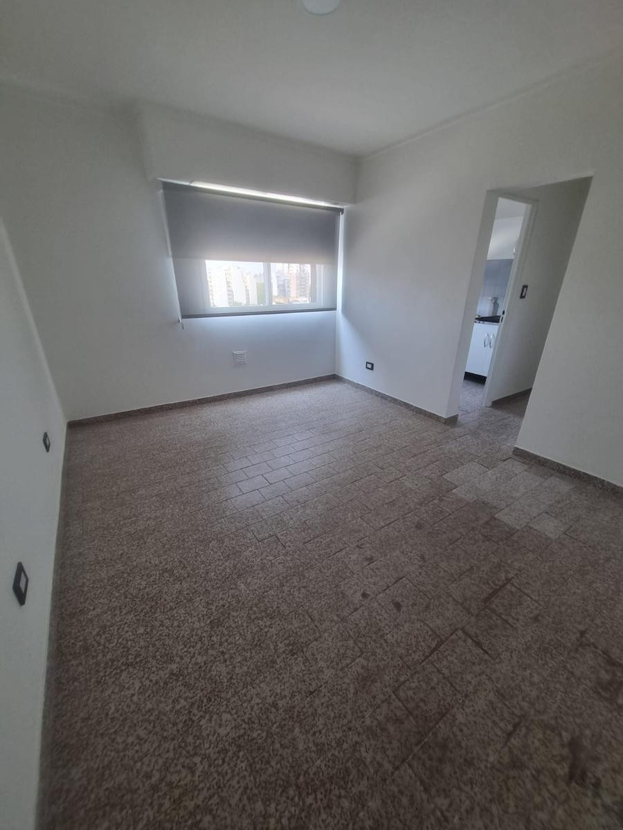 Departamento de 2 ambientes hecho a nuevo en Monserrat