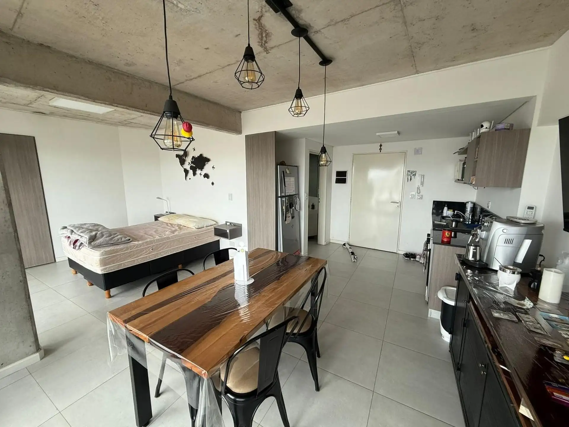 Kitnet mobiliada para alugar em San Telmo