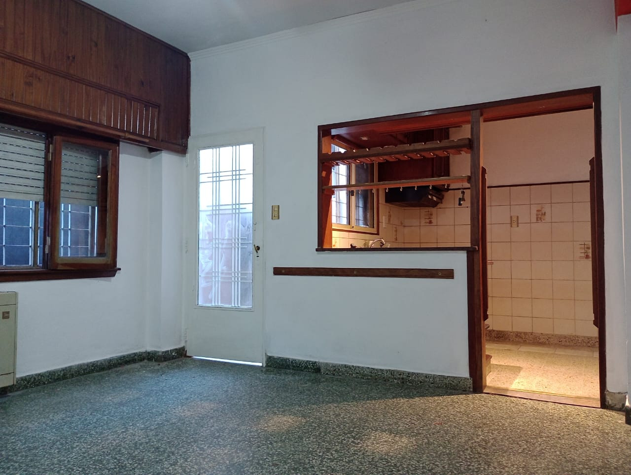 PH de 3 ambientes en alquiler con garaje en Villa Bonich