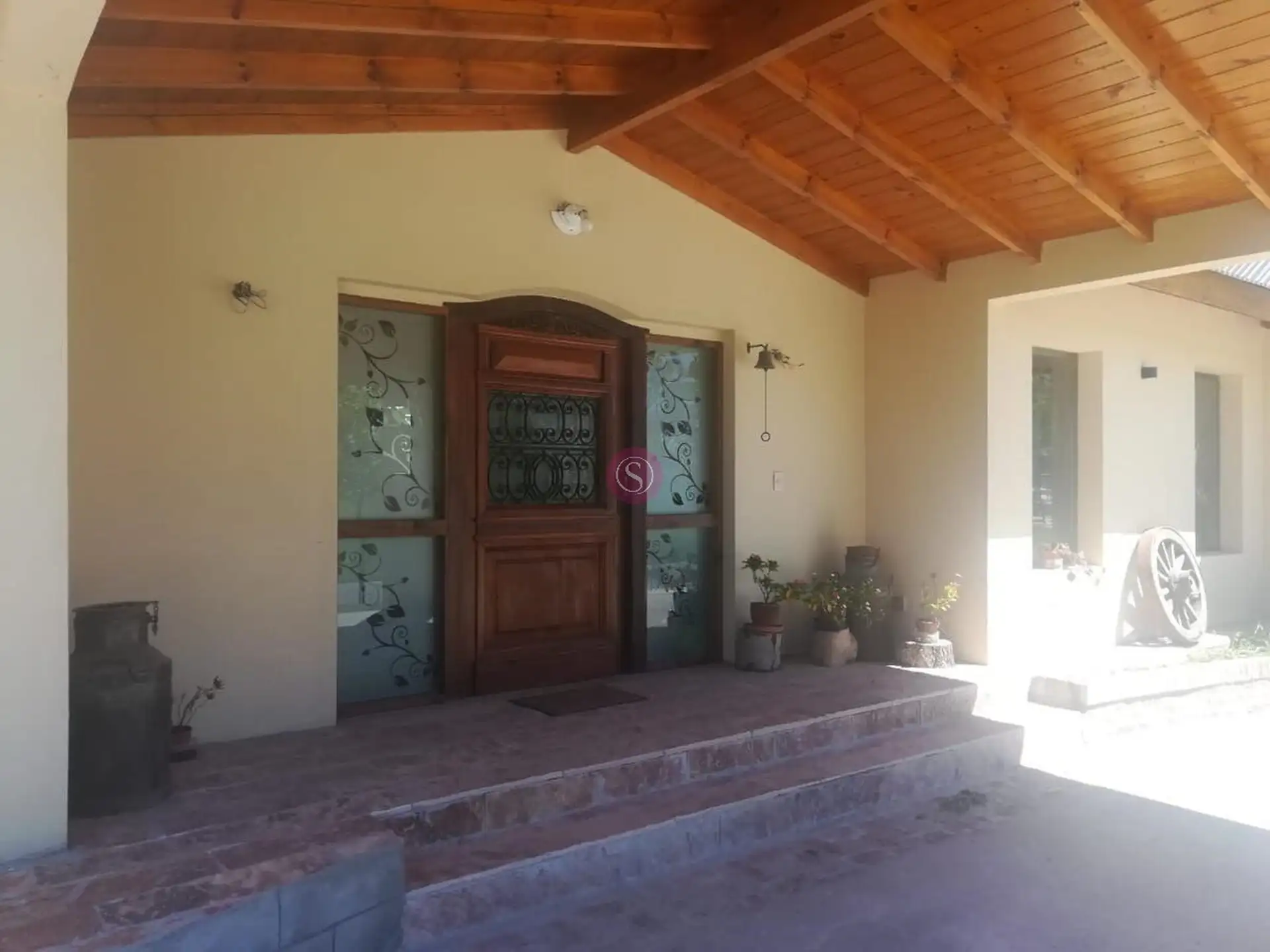 Three-bedroom house in Barrio Monet, Campana