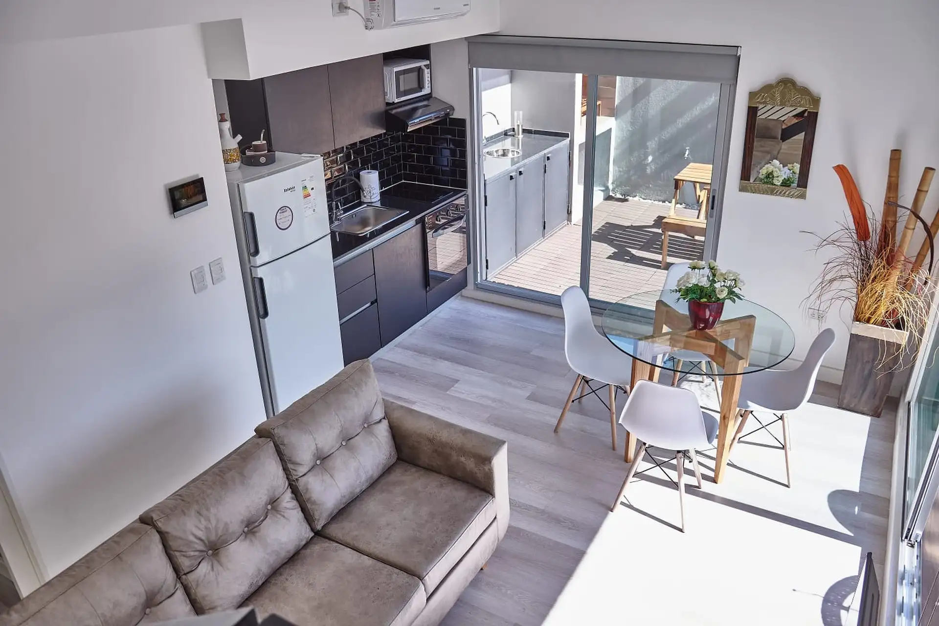 Two-level furnished PH studio in San Telmo