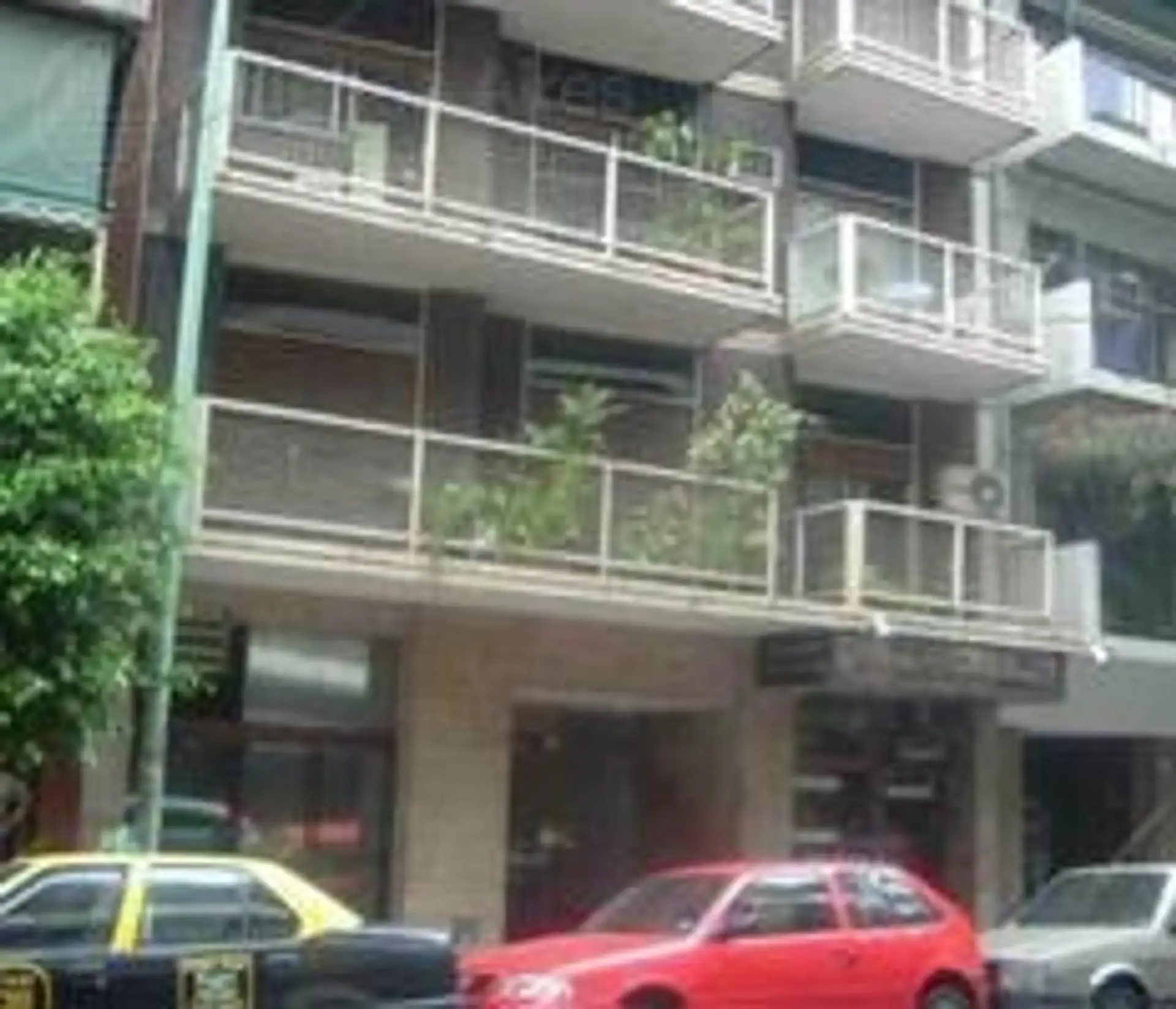 Apartamento de 2 ambientes de frente para a rua em Caballito