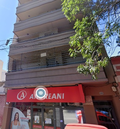 Monoambiente en Flores con balcón aterrazado