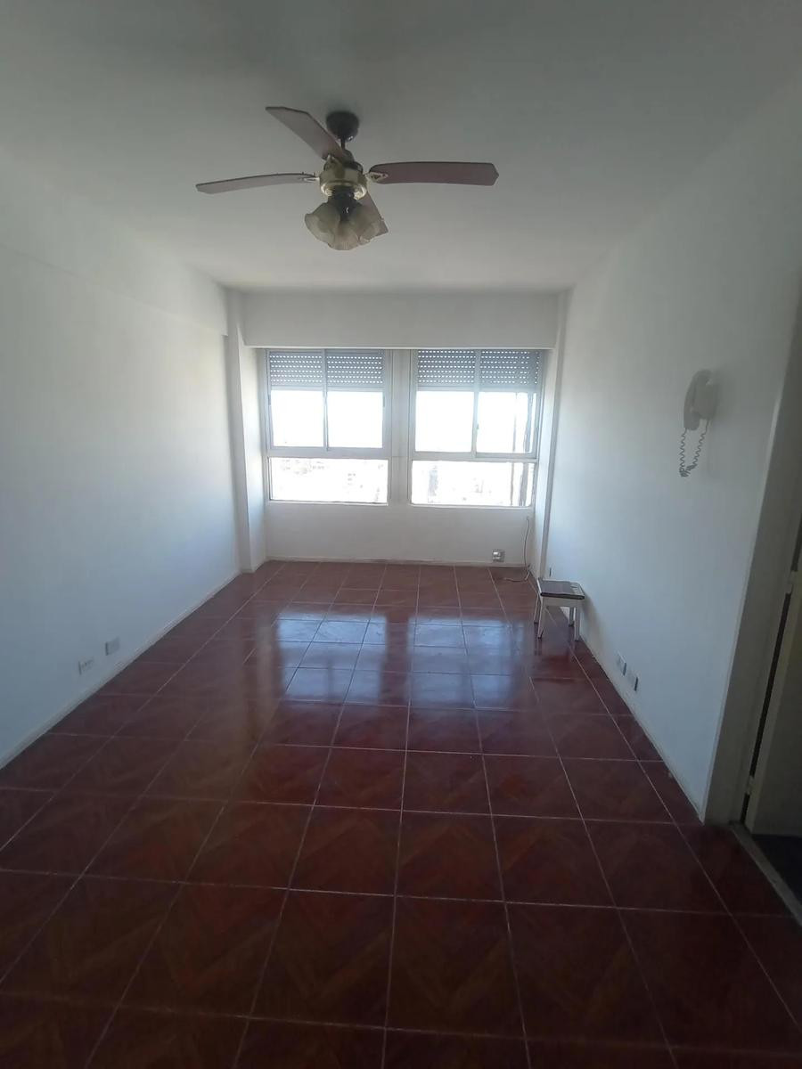 Monoambiente en alquiler en Monserrat