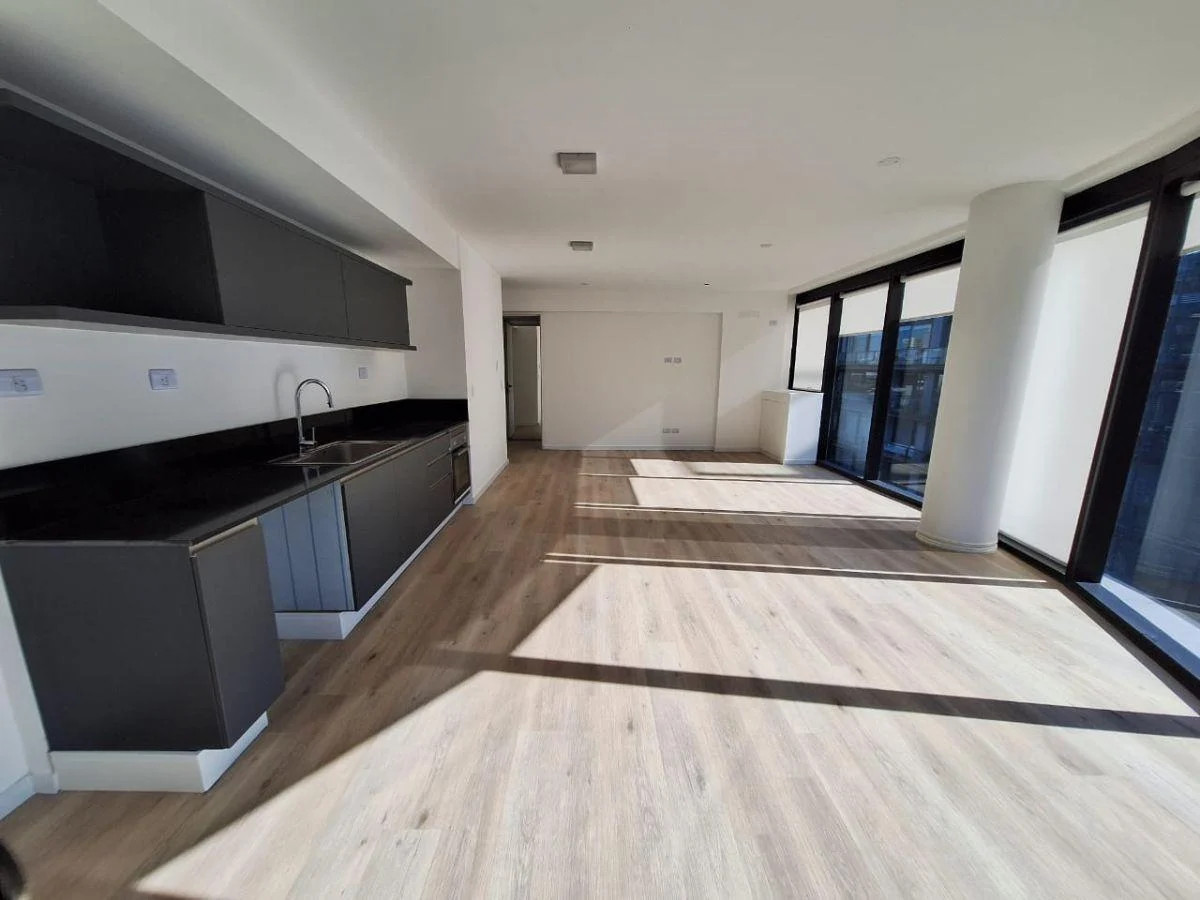 Apartamento de três ambientes com vaga fixa em Puerto Madero