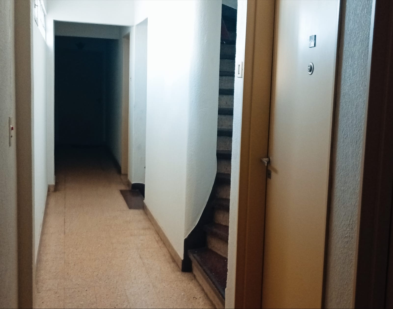 Departamento de 2 ambientes en Villa Real con balcón