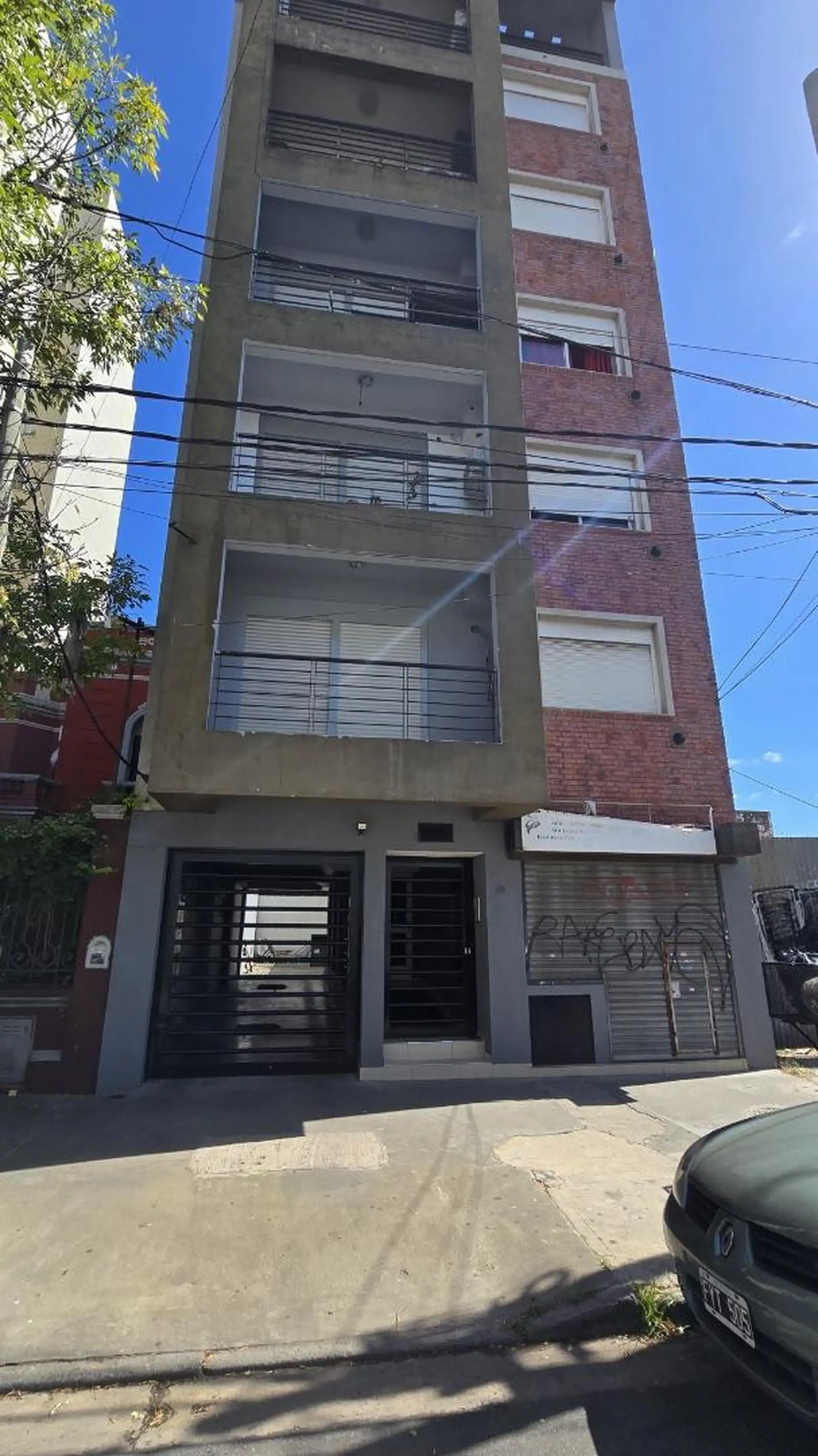 Apartamento de 1 dormitório em Morón