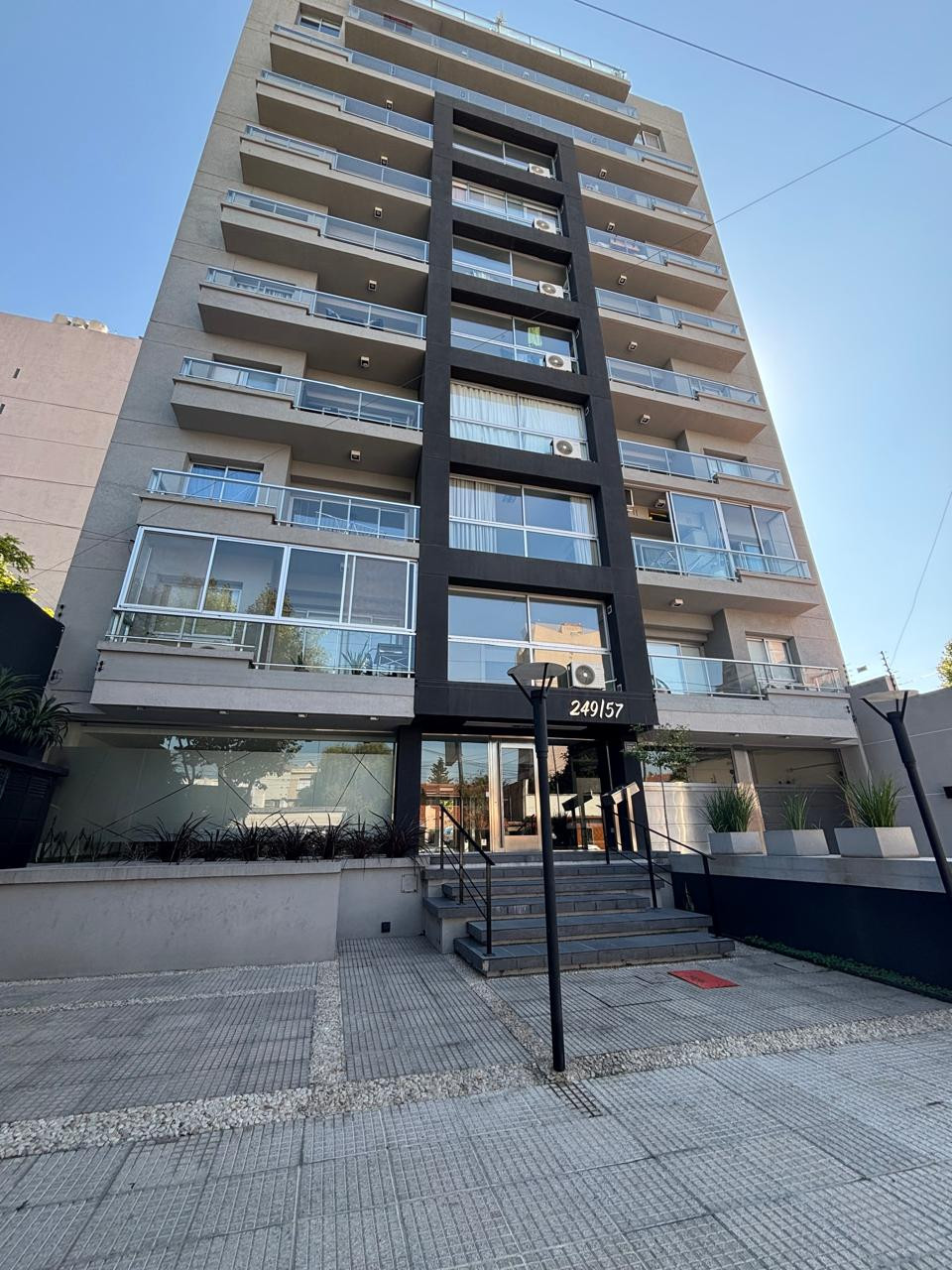 Brand new studio apartment with covered parking in Lanús Oeste