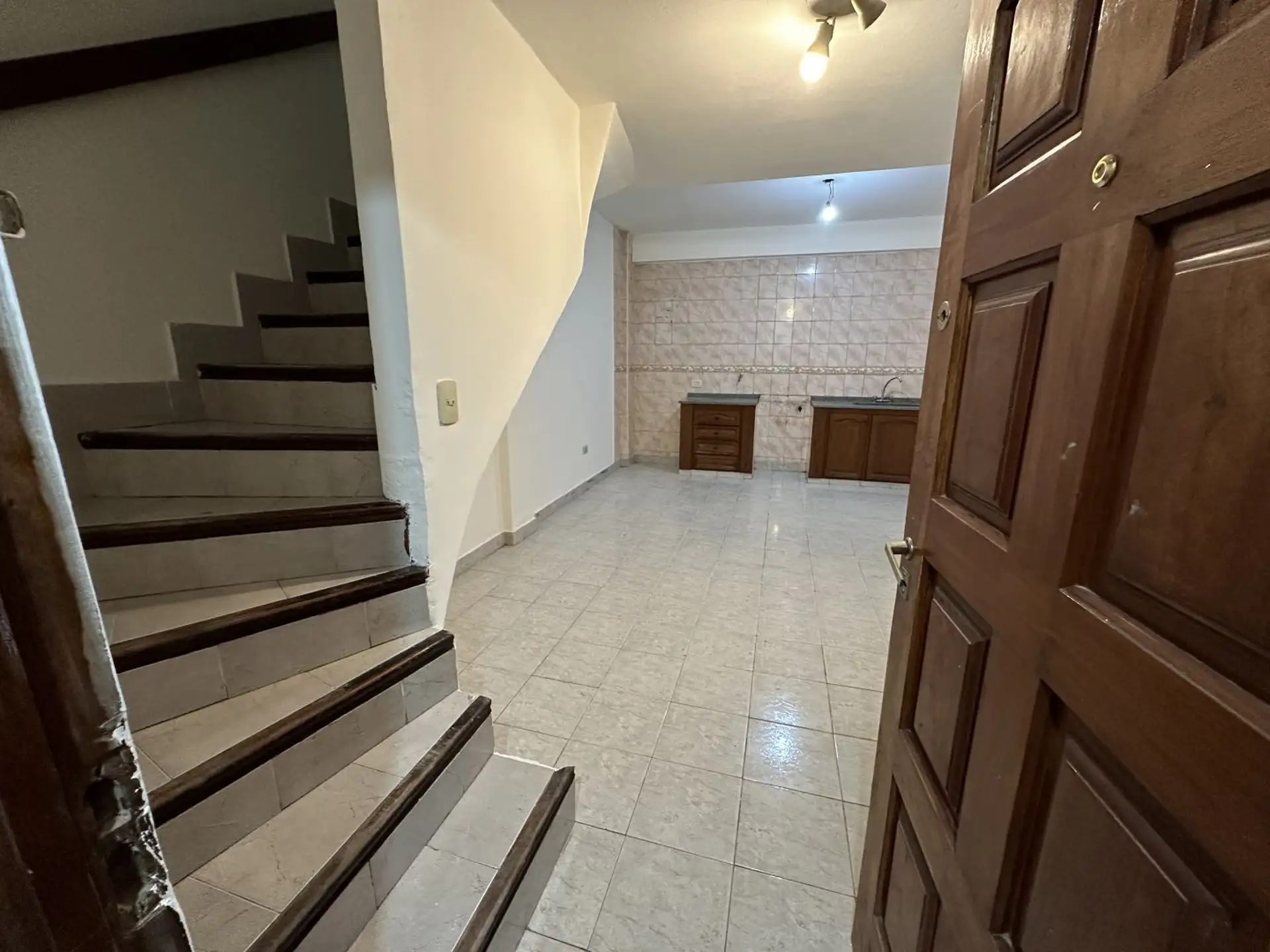 PH с 2 спальнями в Lanús Este