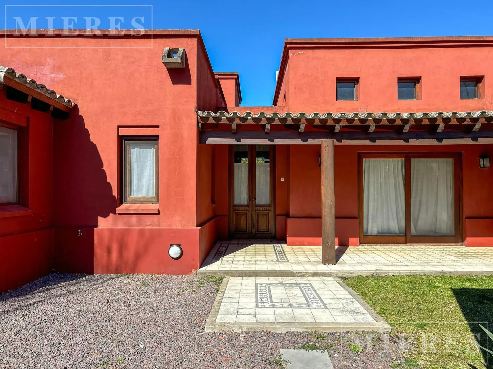 Casa para alugar com 3 dormitórios em Tigre