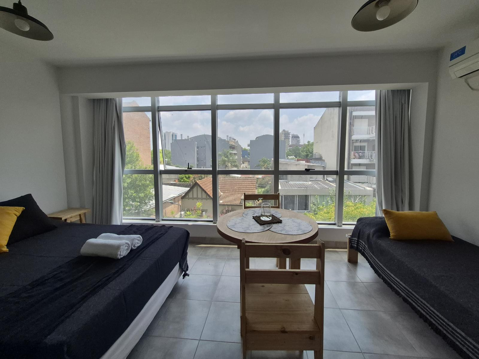 Monoambiente de 23 m² amoblado al frente en Tigre Centro