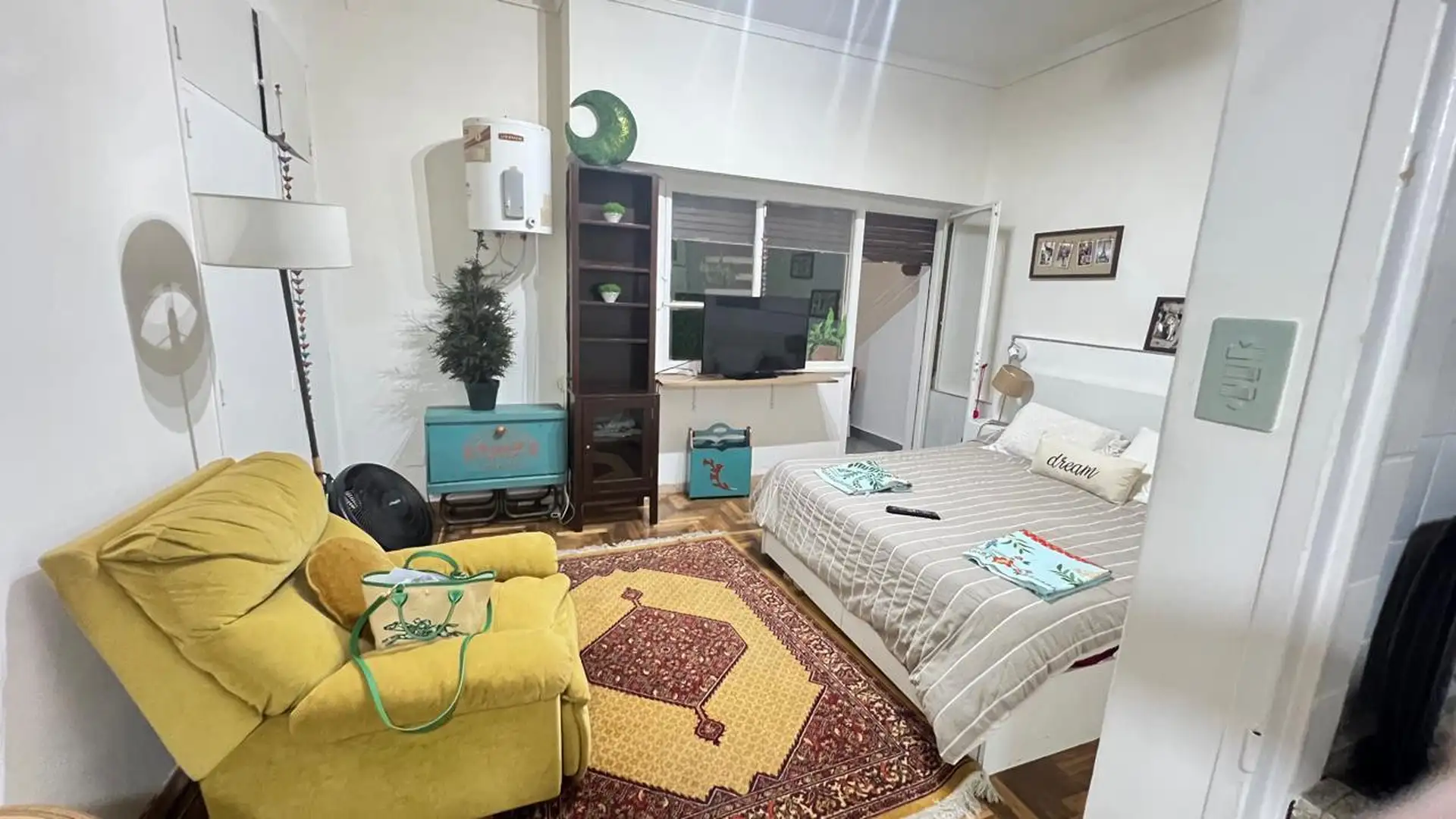 Kitnet de 1 ambiente com pátio térreo em Recoleta