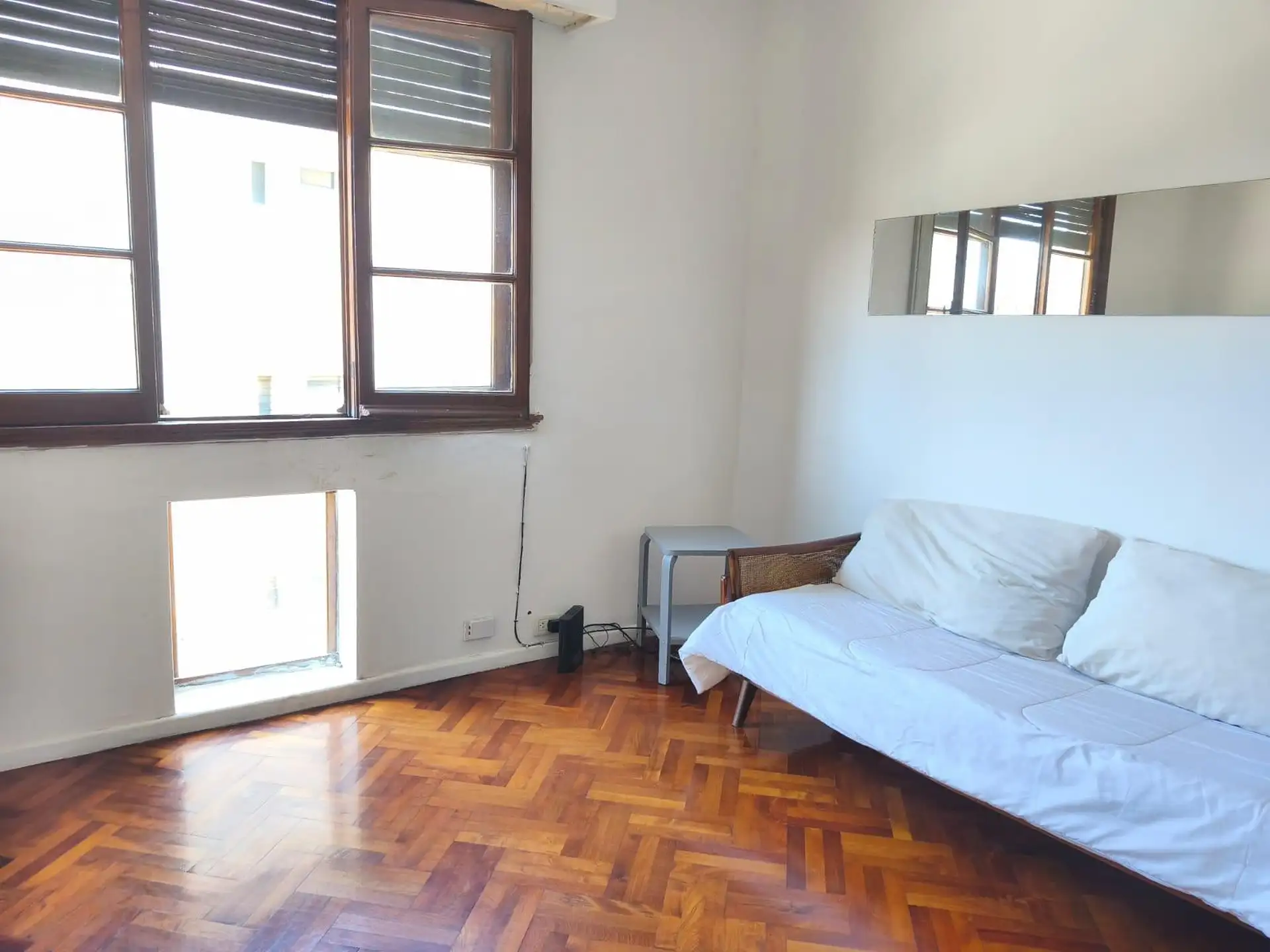 Furnished two-room apartment in Recoleta