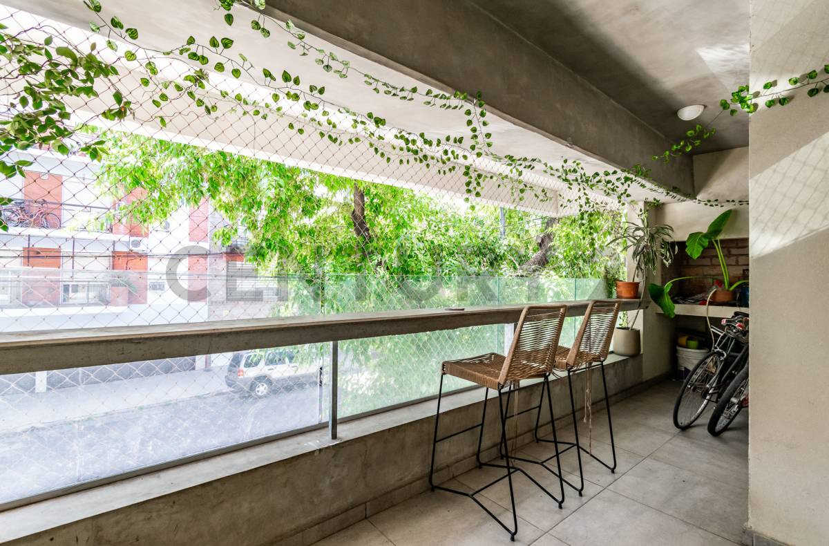 Трёхкомнатная квартира с балконом в Coghlan