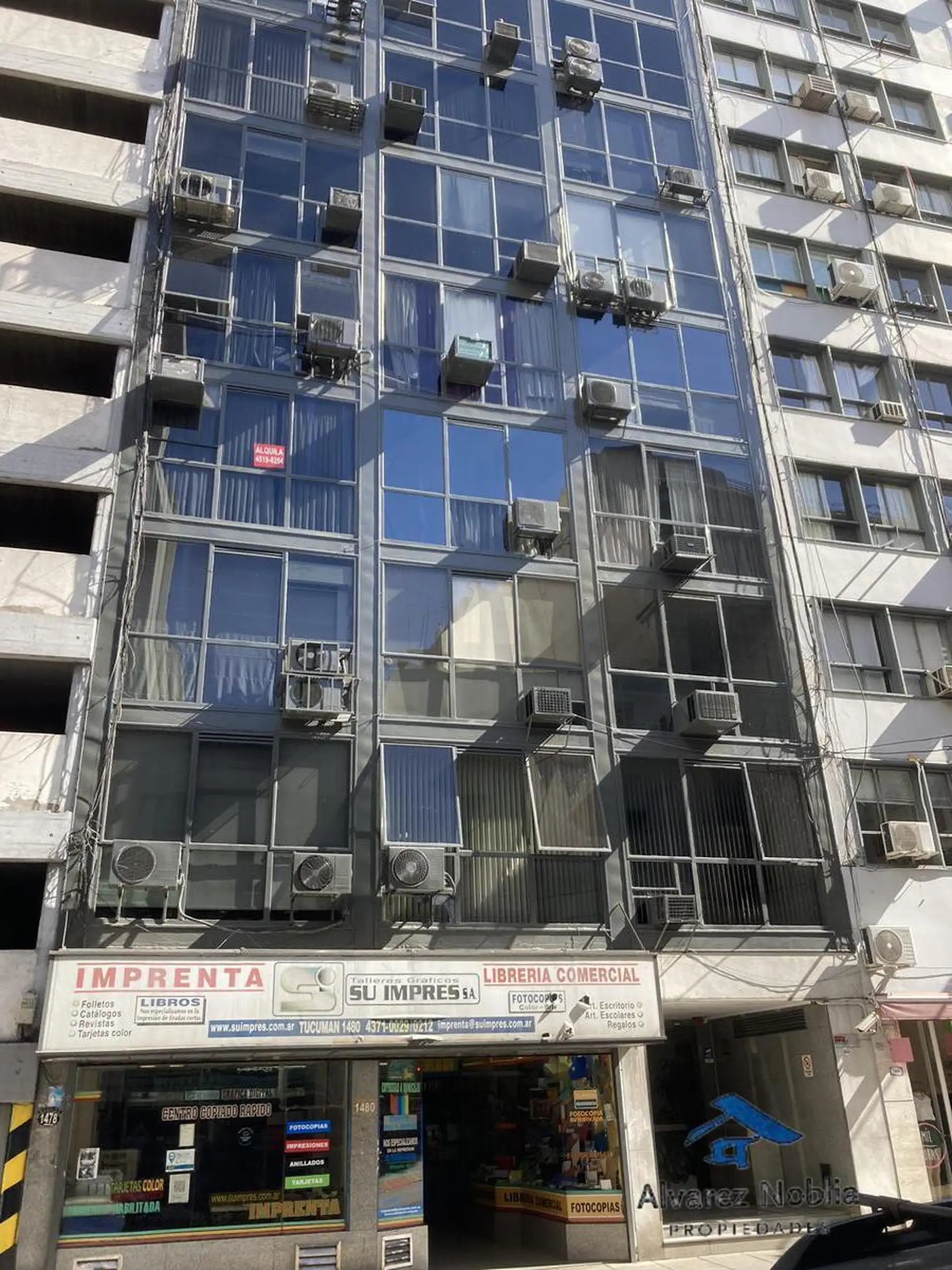 Three-bedroom office apartment in San Nicolás