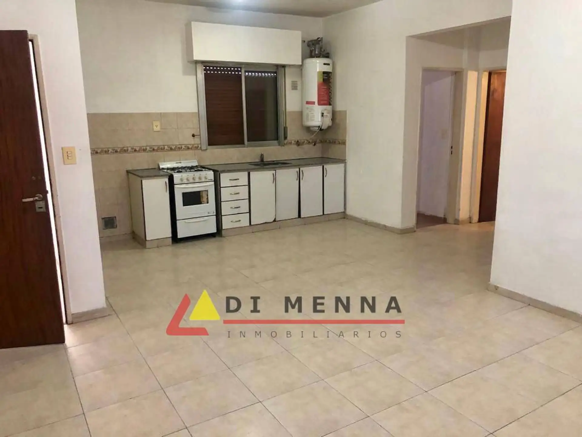 Apartamento de dois quartos em Tres de Febrero