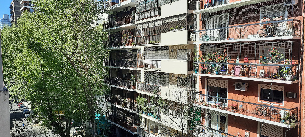 Studio apartment with balcony in Belgrano